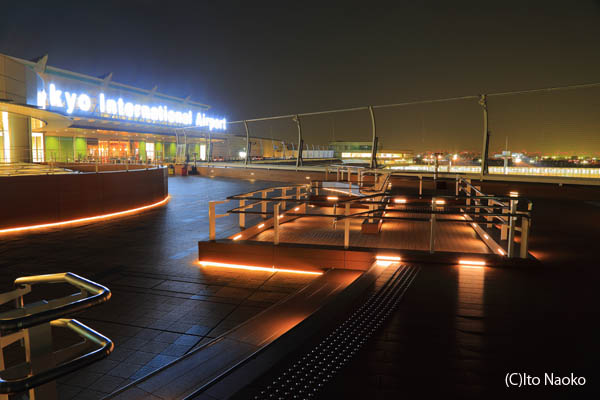 羽田空港国際線ターミナル展望デッキの雰囲気